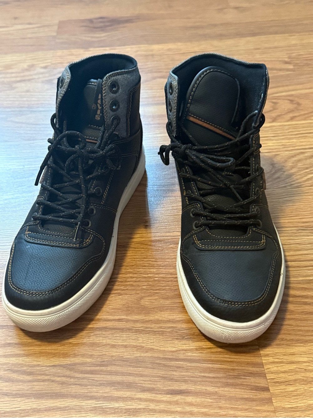 Levi’s men’s high tops
